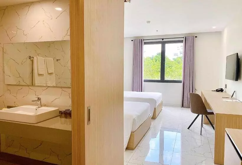 The Luxe Hotel Châu đốc