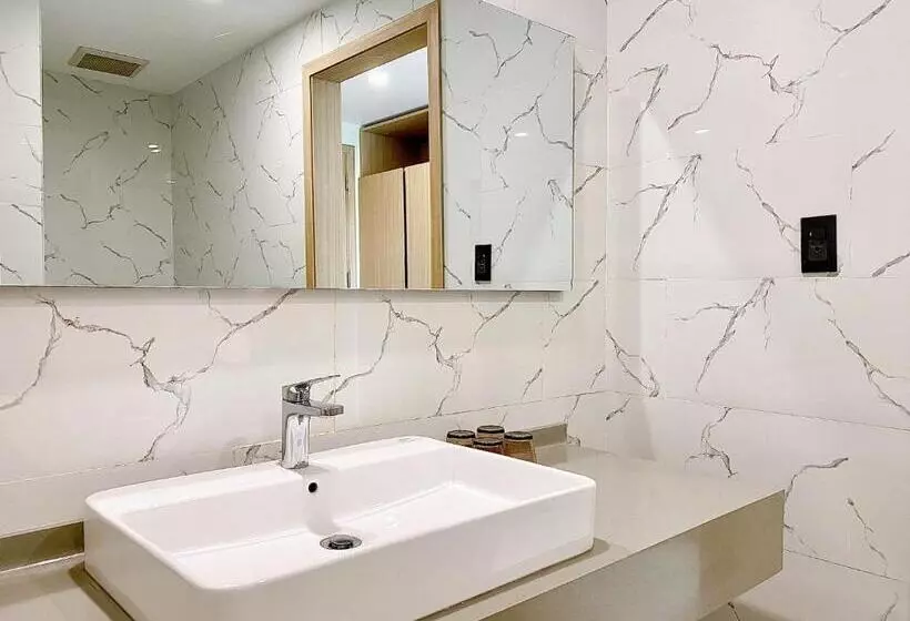 The Luxe Hotel Châu đốc