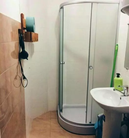 Capsularhouse Hostel