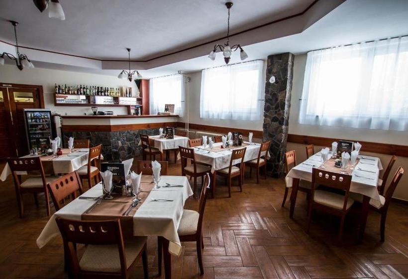 فندق Penzion Fit   Contactless Check In