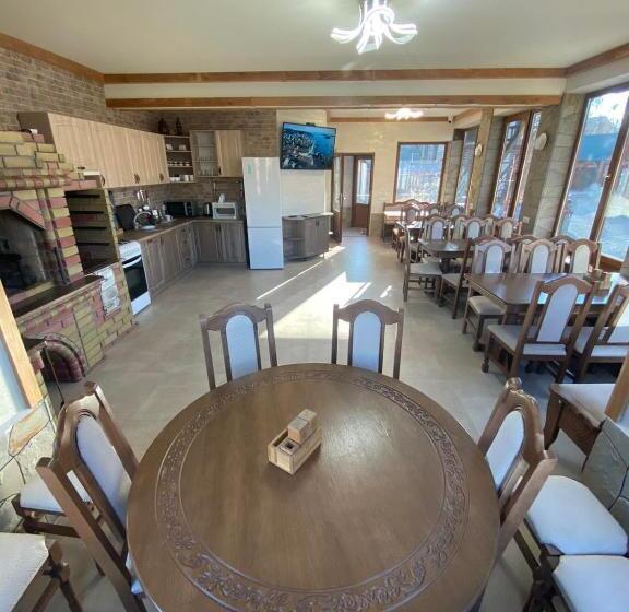 בית מלון כפרי Zatyshok Nad Prutom