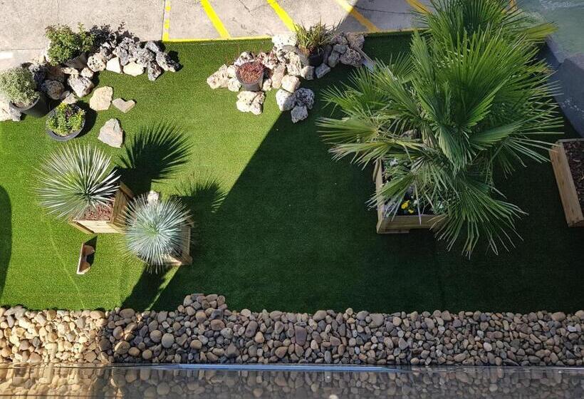 פנסיון Hostal Soto