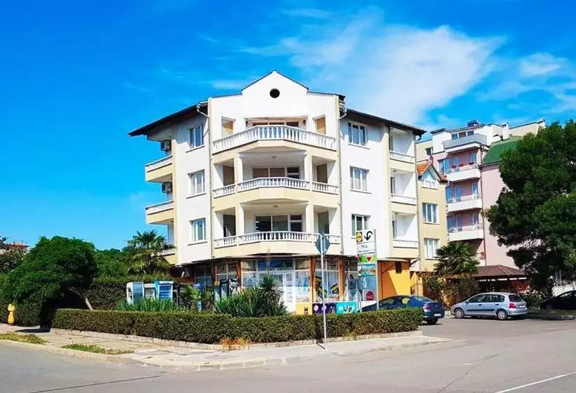 Majatalo Kirovi House   Guest Rooms