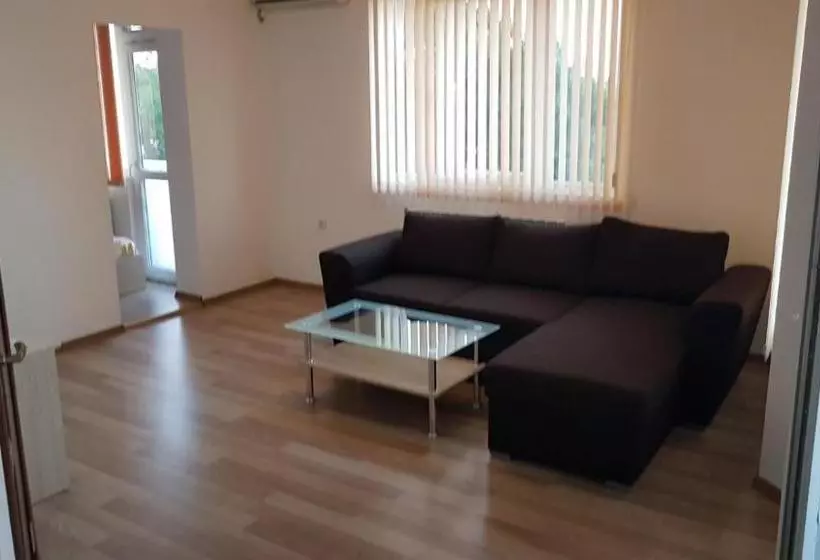 Majatalo Kirovi House   Guest Rooms