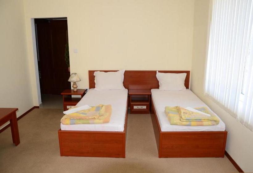 بنسيون Kirovi House Guest Rooms