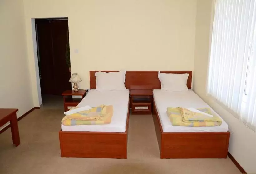 Majatalo Kirovi House   Guest Rooms