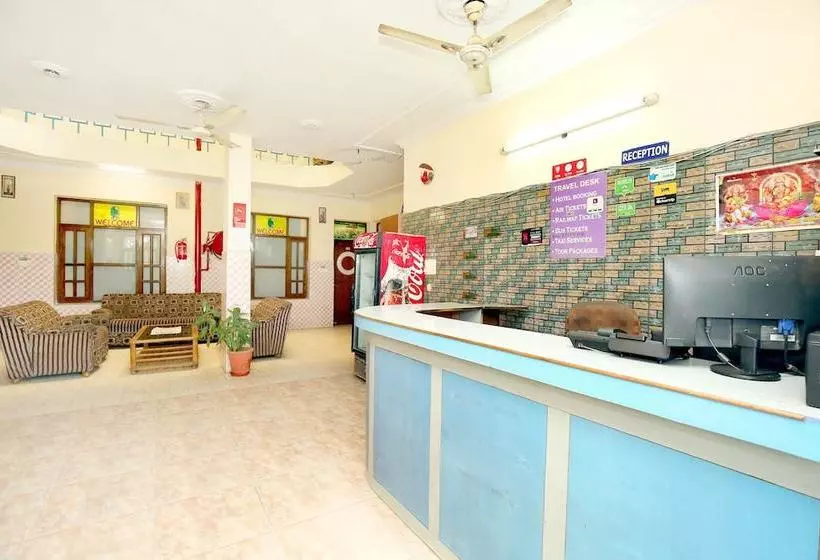 هتل Surya Palace By Oyo Rooms