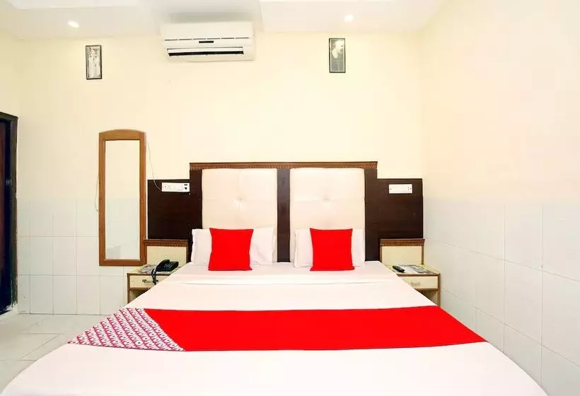 هتل Surya Palace By Oyo Rooms