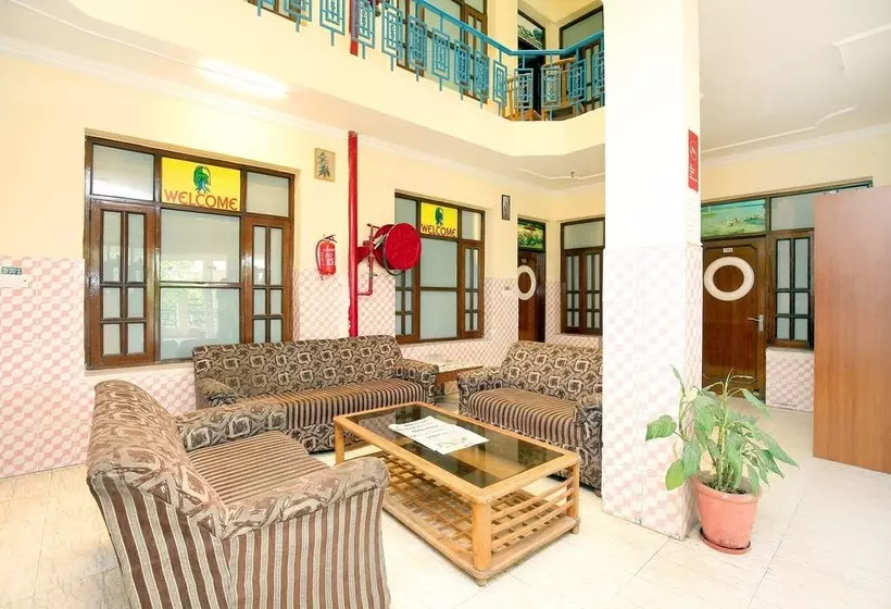 هتل Surya Palace By Oyo Rooms
