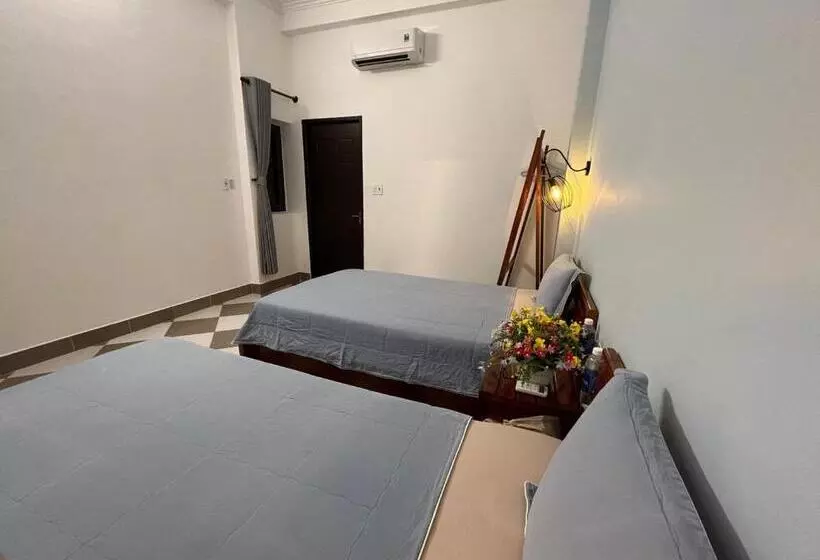 پانسیون Queenie House