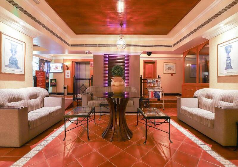 Отель City Plaza