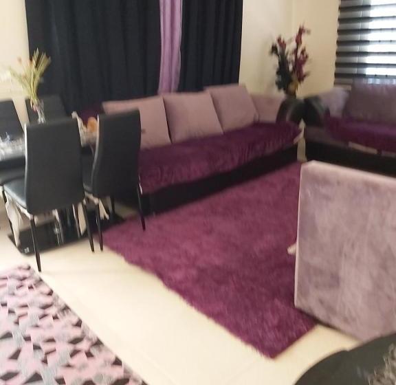 هاستل Al Reem House