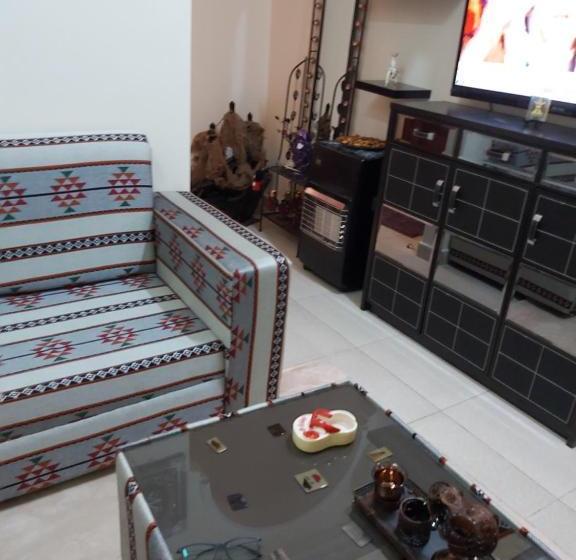 هاستل Al Reem House