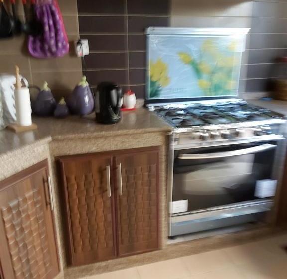 هاستل Al Reem House