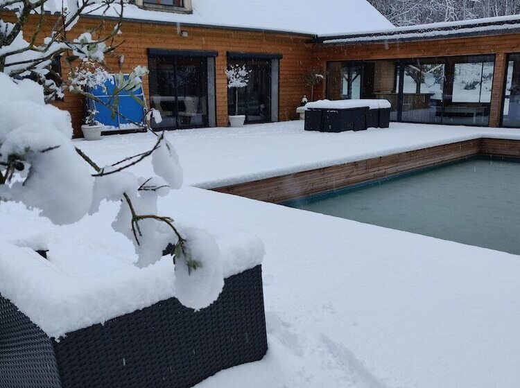 بنسيون Domaine Du Dessiert