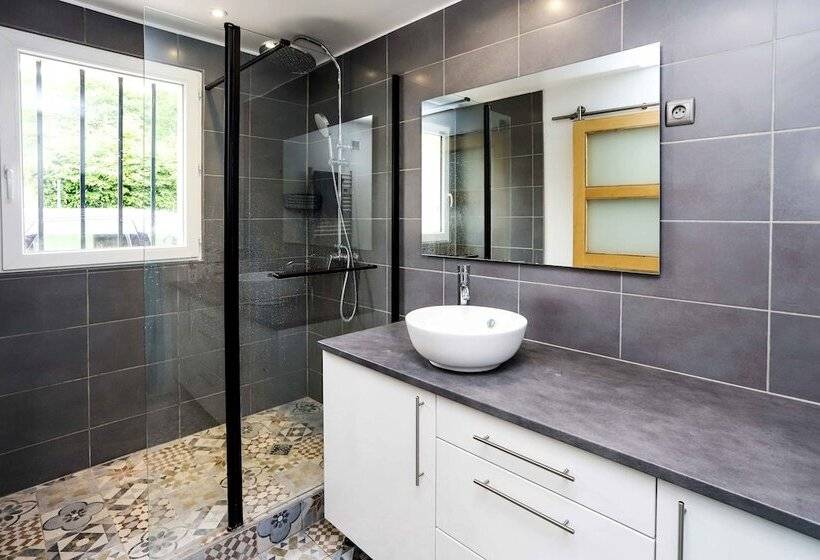 بنسيون Domaine Du Dessiert