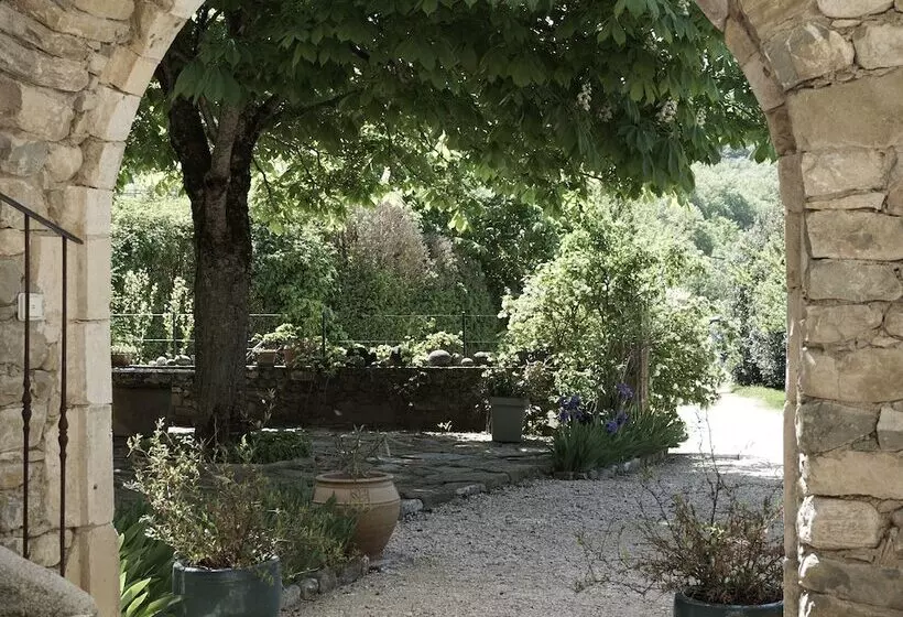 ペンション La Cour Du Marronnier