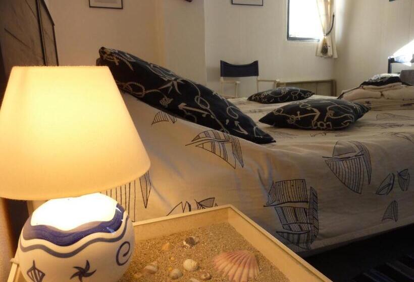 Bed and Breakfast Manoir De L Hermerel