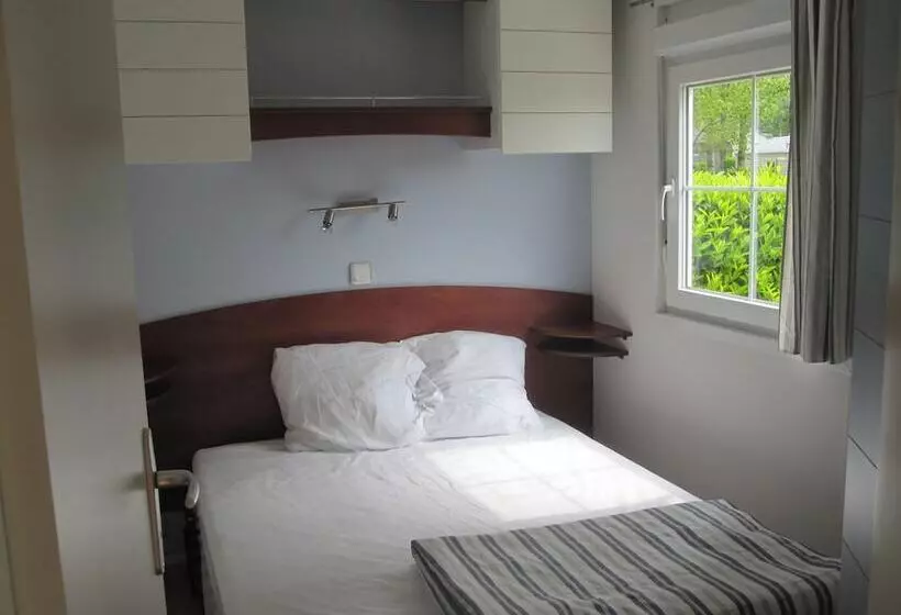 Hotelli Camping Les Capucines