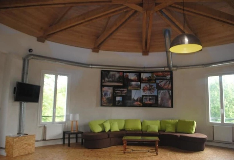 Пансион La Tour