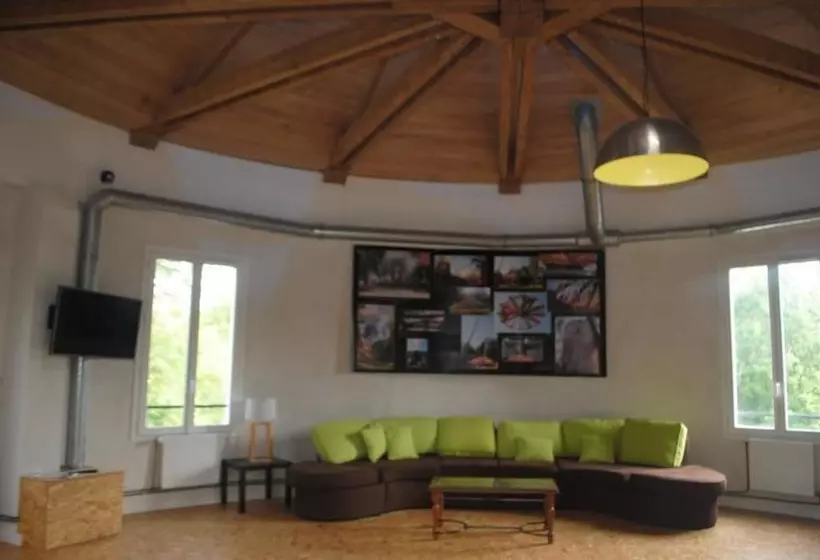 ペンション La Tour