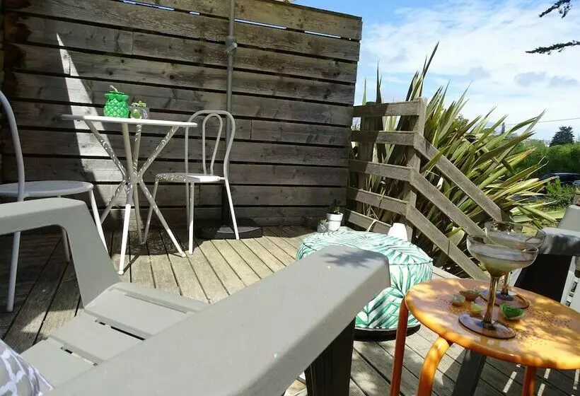 Majatalo Studio Gant Ar Gwenn Haut En Couleurs