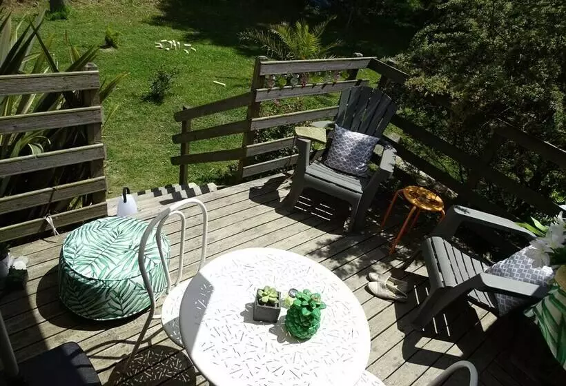 Majatalo Studio Gant Ar Gwenn Haut En Couleurs