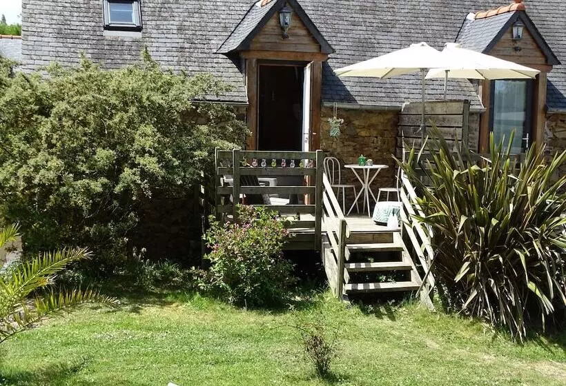 Majatalo Studio Gant Ar Gwenn Haut En Couleurs