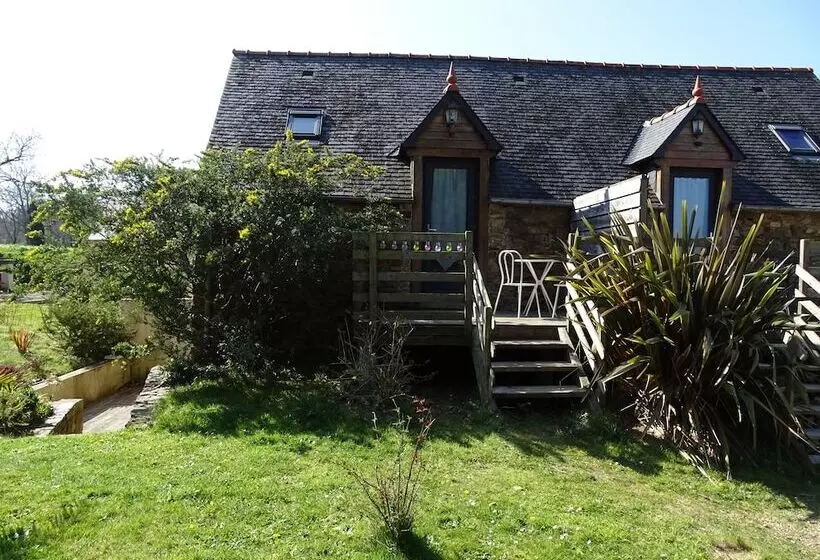 Majatalo Studio Gant Ar Gwenn Haut En Couleurs