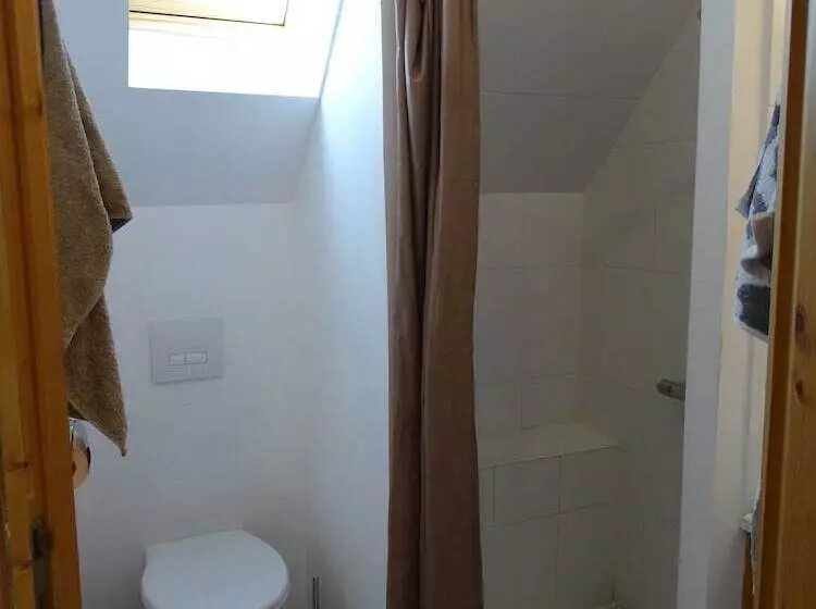 Majatalo Studio Gant Ar Gwenn Haut En Couleurs