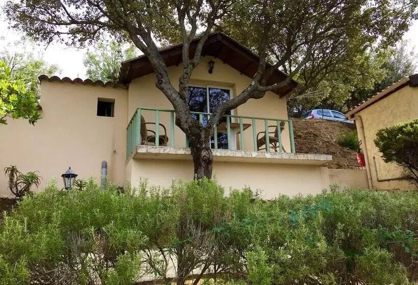 Aamiaismajoitus (B&B) Chambres D Hôtes île De Beauté