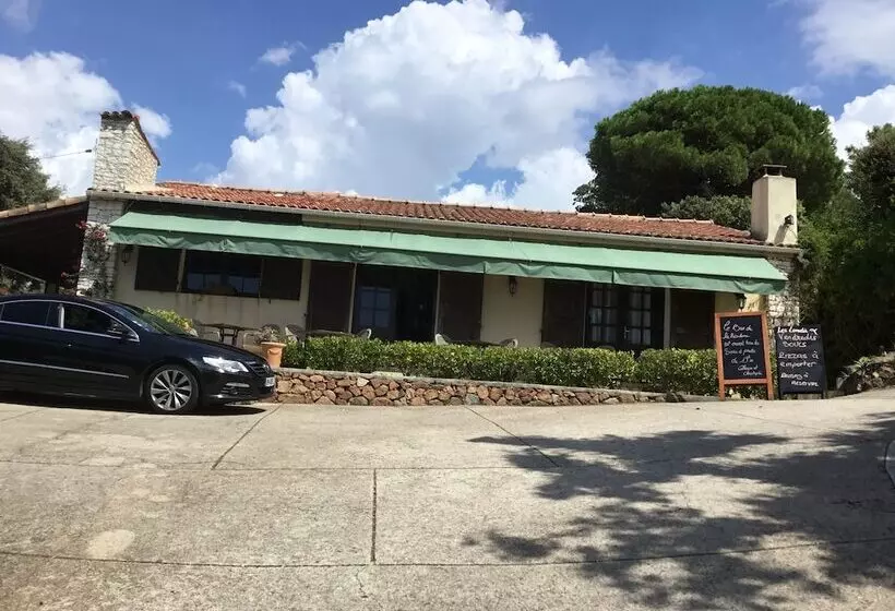 Aamiaismajoitus (B&B) Chambres D Hôtes île De Beauté