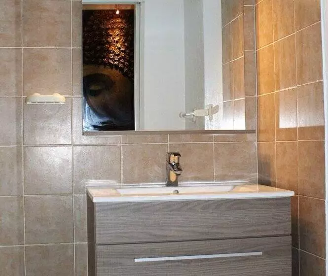 Aamiaismajoitus (B&B) Chambres D Hôtes île De Beauté