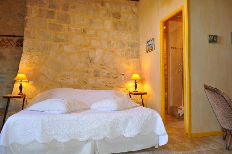 Château De Bessas Gîtes