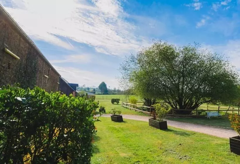 簡易ホテル Le Dortoir à La Ferme Des Epis