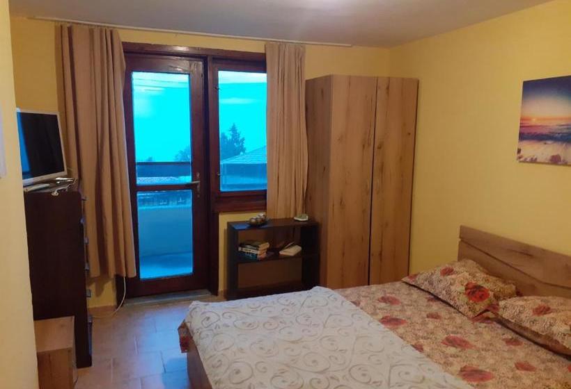 پانسیون Kraybrezhna 3