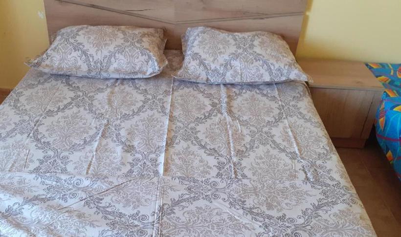 پانسیون Kraybrezhna 3