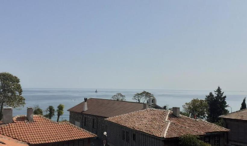 پانسیون Kraybrezhna 3