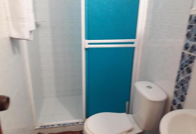 ペンション Ludisa House