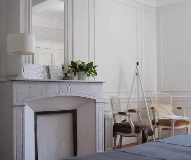 ペンション Maison D Hotes La Galerie