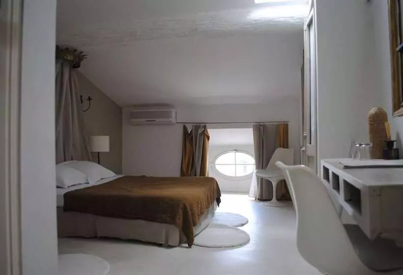 ペンション Maison D Hotes La Galerie