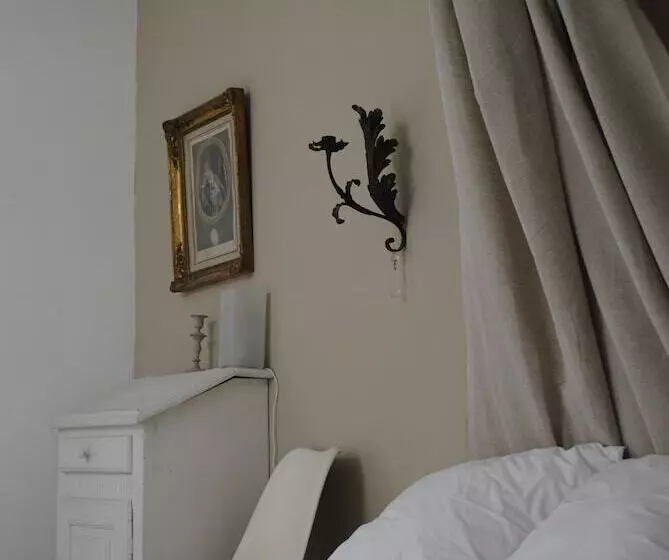 ペンション Maison D Hotes La Galerie