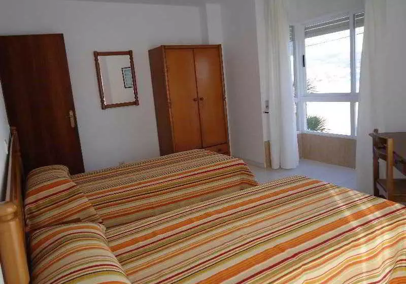 Apartamentos Turísticos Regollera