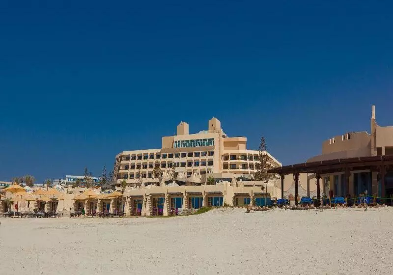 هتل Borg El Arab Beach Resort
