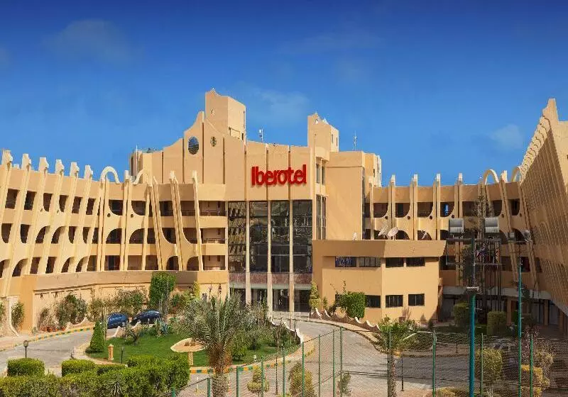 هتل Borg El Arab Beach Resort