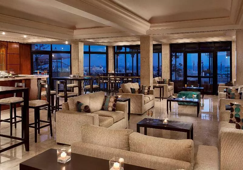 هتل Borg El Arab Beach Resort