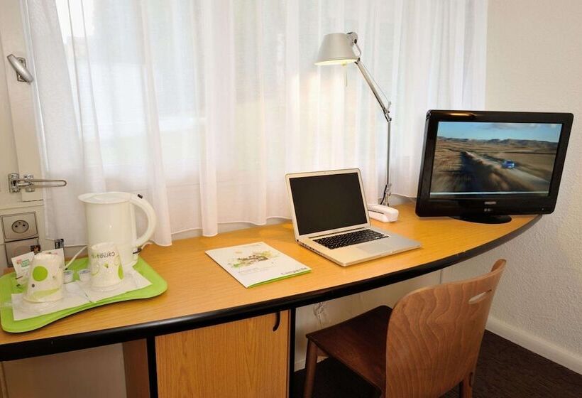 Отель Campanile Lyon Dardilly Porte De Lyon