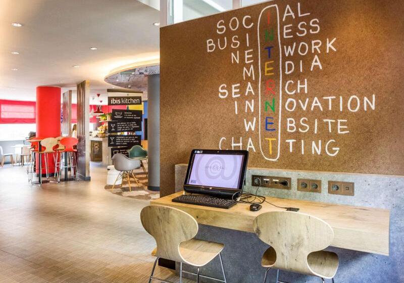 ホテル Ibis Barcelona Castelldefels