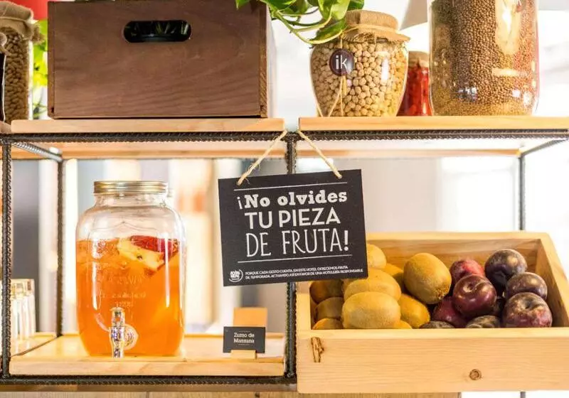 Отель Ibis Barcelona Castelldefels