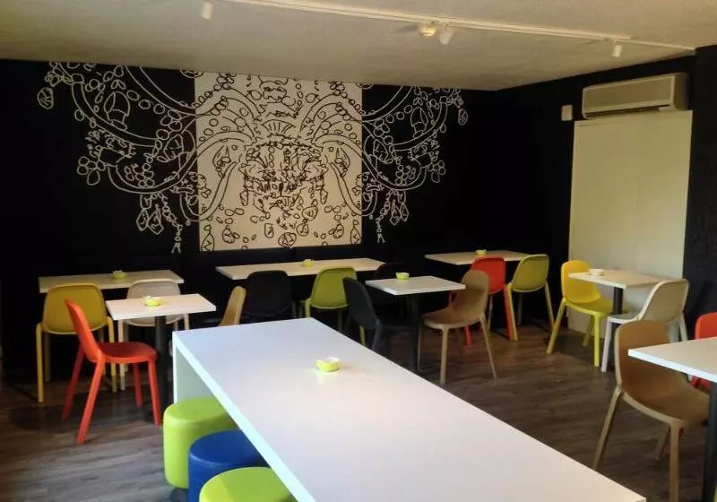 Отель Ibis Budget Agen